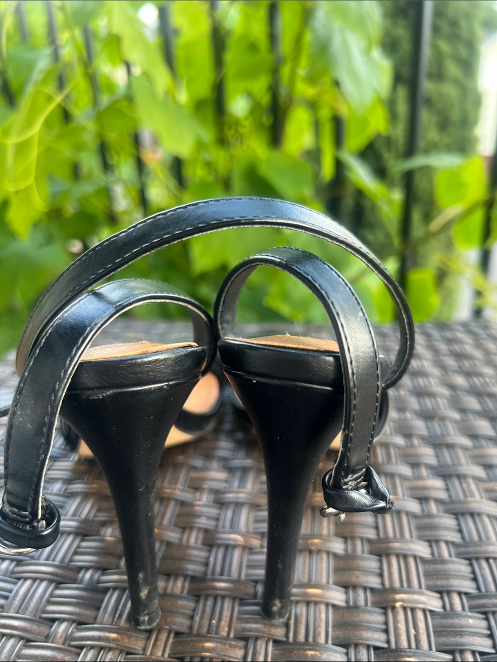 Steve Madden Black Faux Leather Reno Slingback Heels - Picture 5 of 12